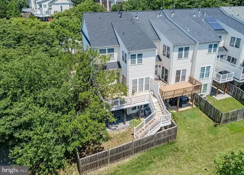 View/Area - 1329 Peppertree Ct, Crofton, MD 21114 photo 2 of 7