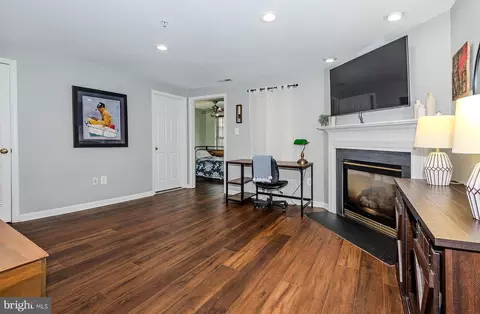 Living - 1329 Peppertree Ct, Crofton, MD 21114 photo 1 of 6