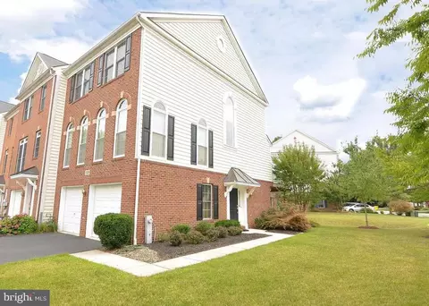 1329 Peppertree Ct, Crofton, MD 21114