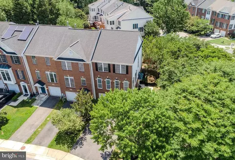 View/Area - 1329 Peppertree Ct, Crofton, MD 21114 photo 1 of 7