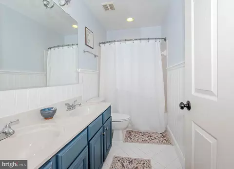 Bath - 1329 Peppertree Ct, Crofton, MD 21114 photo 5 of 5