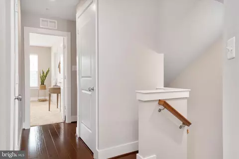 Entry Way - 103 Norma Aly, Annapolis, MD 21403 photo 3 of 5