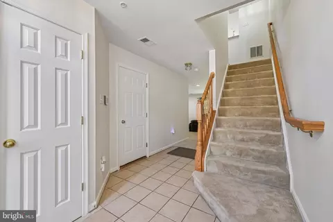 Entry Way - 1035 Railbed Dr, Odenton, MD 21113 photo 2 of 4