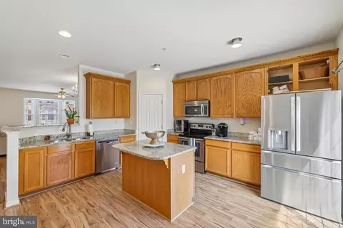 Kitchen - 1035 Railbed Dr, Odenton, MD 21113 photo 1 of 2