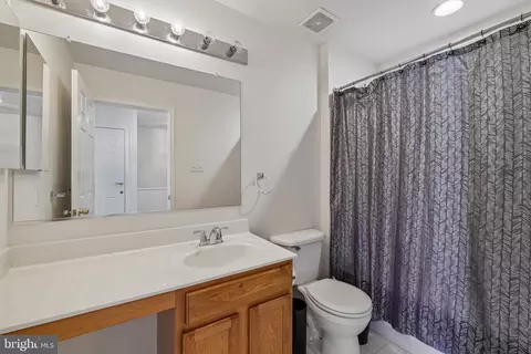 Bath - 1035 Railbed Dr, Odenton, MD 21113 photo 1 of 3