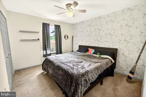 Bedroom - 3847 Holly Dr, Edgewater, MD 21037 photo 2 of 5