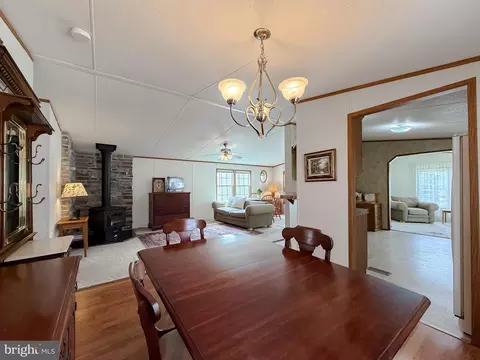 309 Berts Dr, Lothian, MD 20711 photo 11