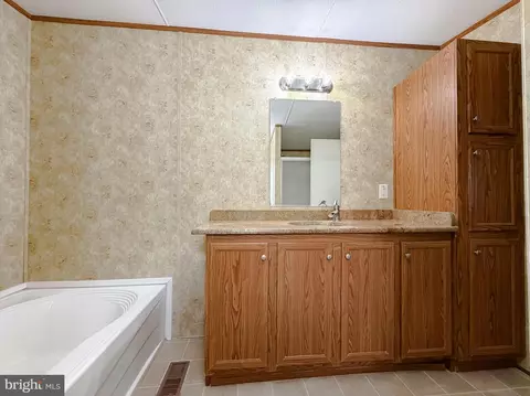309 Berts Dr, Lothian, MD 20711 photo 21