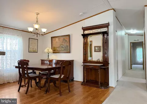 309 Berts Dr, Lothian, MD 20711 photo 9
