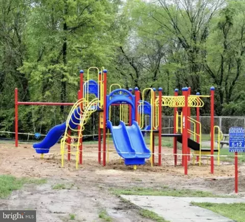 309 Berts Dr, Lothian, MD 20711 photo 28
