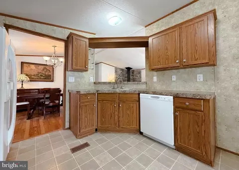 309 Berts Dr, Lothian, MD 20711 photo 13