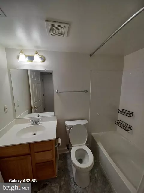 Bath - 7232 Fair Oak Dr, Hanover, MD 21076 photo 4 of 4