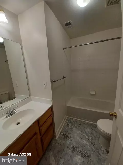Bath - 7232 Fair Oak Dr, Hanover, MD 21076 photo 3 of 4