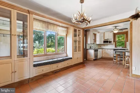 Other - 626 Laurel Dr, Pasadena, MD 21122 photo 3 of 4