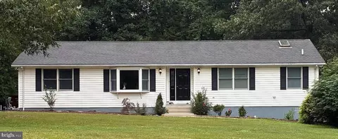 110 Simmons Rd, Severna Park, MD 21146