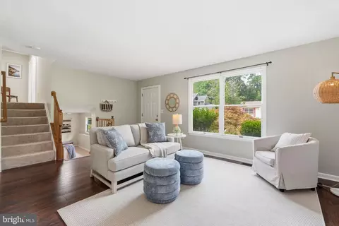 Living - 1007 Tasker Ln, Arnold, MD 21012 photo 1 of 3
