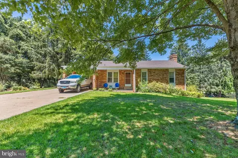 328 Sansbury Rd, Friendship, MD 20758