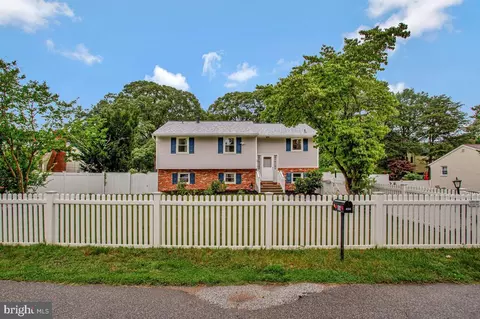 Exterior - 454 Manor Rd, Arnold, MD 21012 photo 2 of 7