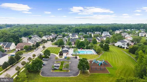 View/Area - 2431 Killarney Ter, Odenton, MD 21113 photo 6 of 11