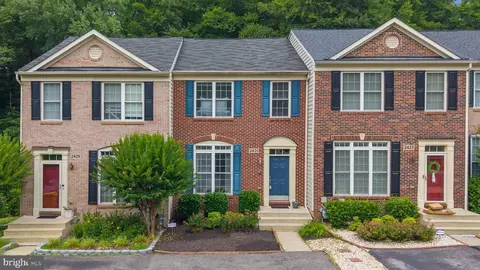 Exterior - 2431 Killarney Ter, Odenton, MD 21113 photo 4 of 6