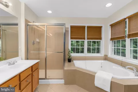 Bath - 2431 Killarney Ter, Odenton, MD 21113 photo 1 of 5