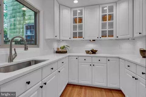 Kitchen - 12 Union St, Annapolis, MD 21401 photo 4 of 5