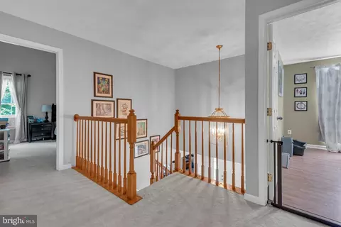 Entry Way - 1720 Jasper Ln, Crofton, MD 21114 photo 5 of 6