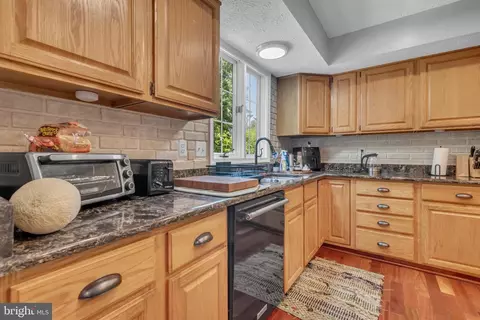 Kitchen - 1720 Jasper Ln, Crofton, MD 21114 photo 2 of 6