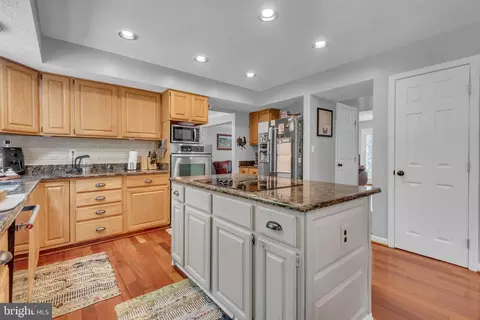 Kitchen - 1720 Jasper Ln, Crofton, MD 21114 photo 5 of 6