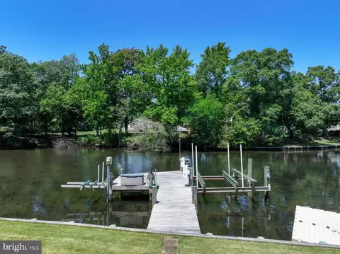 View/Area - 1876 Potomac Rd, Pasadena, MD 21122 photo 1 of 10