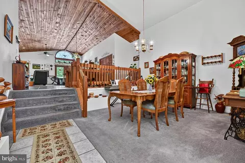 Dining - 1876 Potomac Rd, Pasadena, MD 21122 photo 1 of 2