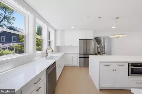 Kitchen - 914 Van Buren St, Annapolis, MD 21403 photo 3 of 3