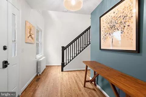 Entry Way - 844 Harbor View Ter, Annapolis, MD 21409 photo 2 of 5