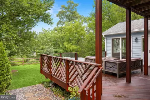 Exterior - 844 Harbor View Ter, Annapolis, MD 21409 photo 4 of 11
