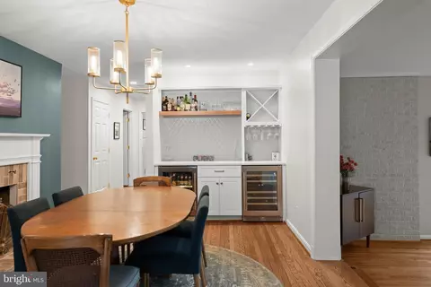Dining - 844 Harbor View Ter, Annapolis, MD 21409 photo 2 of 4