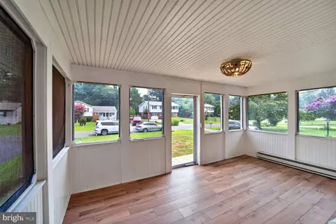 Exterior - 117 Pinecrest Dr, Annapolis, MD 21403 photo 1 of 5