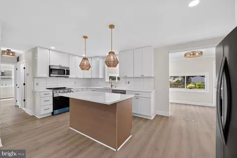 Kitchen - 117 Pinecrest Dr, Annapolis, MD 21403 photo 1 of 2