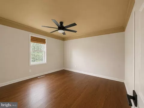 Bedroom - 736 Hillmeade Rd, Edgewater, MD 21037 photo 2 of 4