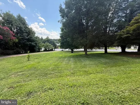 Exterior - 736 Hillmeade Rd, Edgewater, MD 21037 photo 6 of 6
