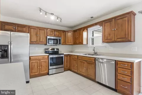 Kitchen - 393 Carronade Way, Arnold, MD 21012 photo 1 of 2