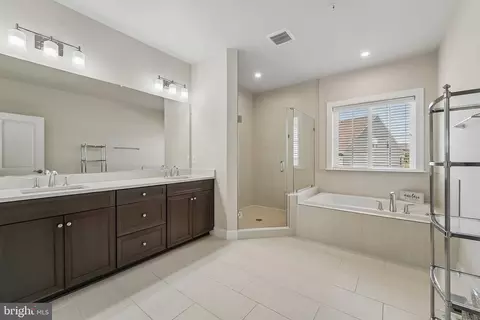 Bath - 2849 Broad Wing Dr, Odenton, MD 21113 photo 1 of 4