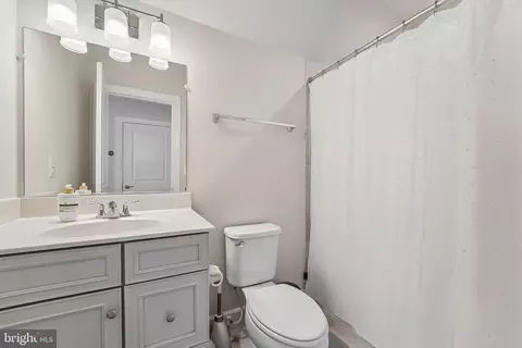 Bath - 2849 Broad Wing Dr, Odenton, MD 21113 photo 3 of 4