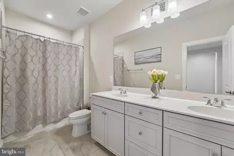 Entry Way - 2849 Broad Wing Dr, Odenton, MD 21113 photo 8 of 15