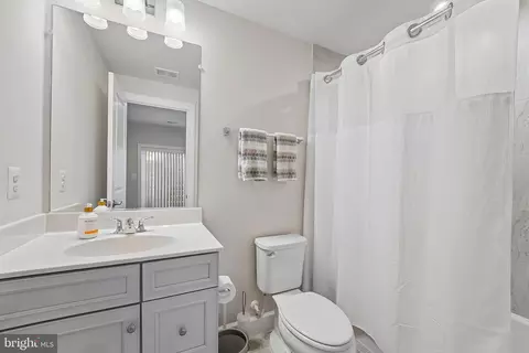 Bath - 2849 Broad Wing Dr, Odenton, MD 21113 photo 4 of 4