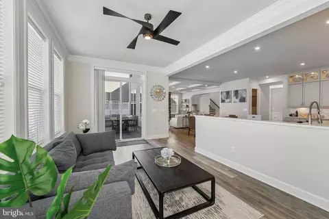 Entry Way - 2849 Broad Wing Dr, Odenton, MD 21113 photo 5 of 15
