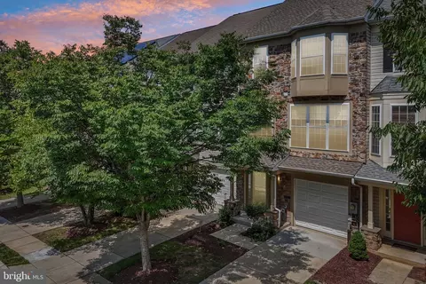 Exterior - 8204 Brooktree St, Laurel, MD 20724 photo 7 of 20