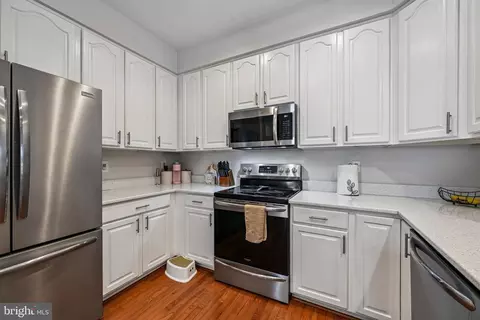 Kitchen - 2996 Winding River Pl, Laurel, MD 20724 photo 2 of 4