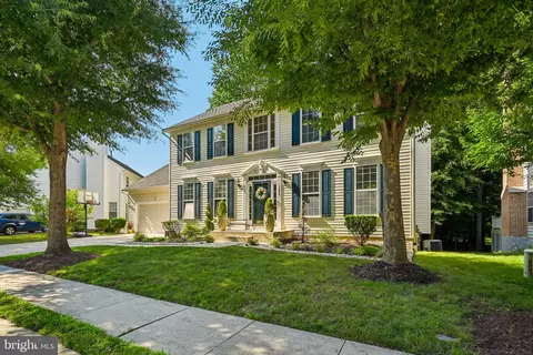 Exterior - 2996 Winding River Pl, Laurel, MD 20724 photo 3 of 28