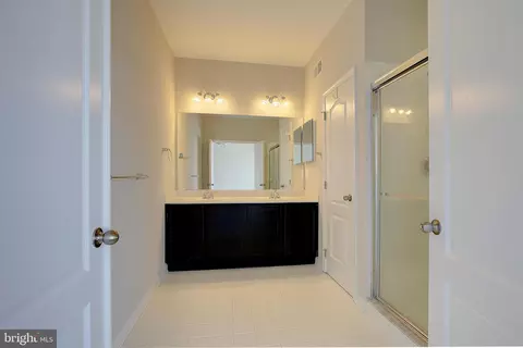 Entry Way - 3956 Honeysuckle Dr, Edgewater, MD 21037 photo 3 of 6