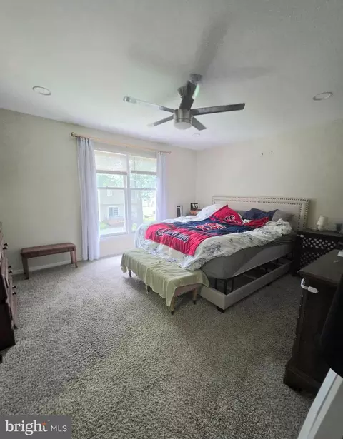 Bedroom - 1311 Avalon Blvd, Shady Side, MD 20764 photo 3 of 3